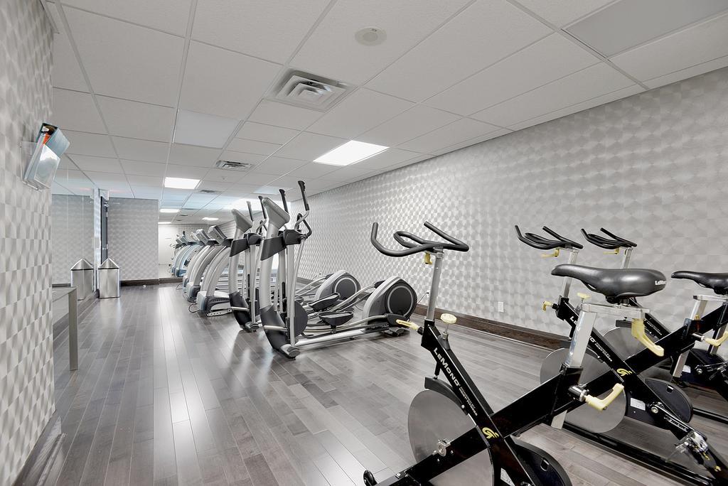 Napa Furnished Suites At Cn Tower & Maple Leaf Square Toronto Oda fotoğraf