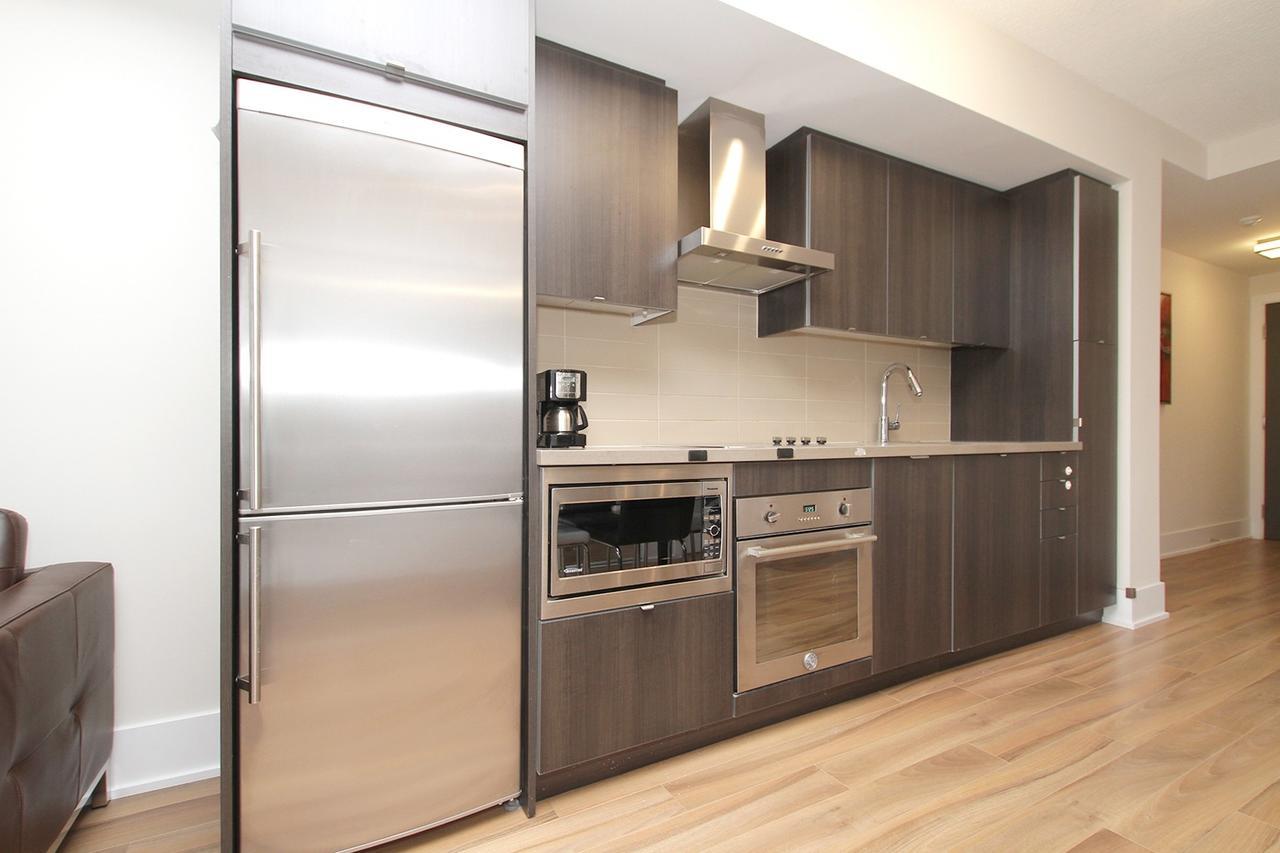 Napa Furnished Suites At Cn Tower & Maple Leaf Square Toronto Dış mekan fotoğraf