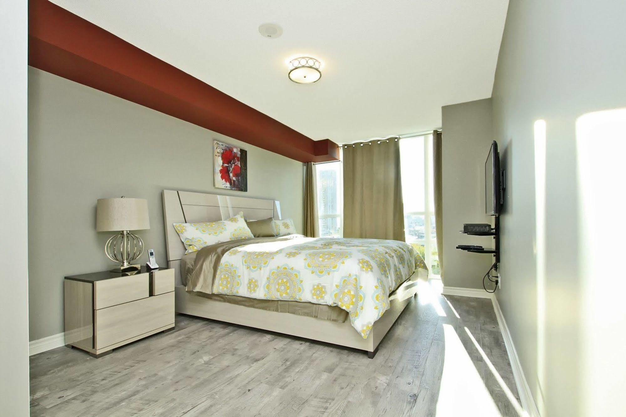 Napa Furnished Suites At Cn Tower & Maple Leaf Square Toronto Dış mekan fotoğraf